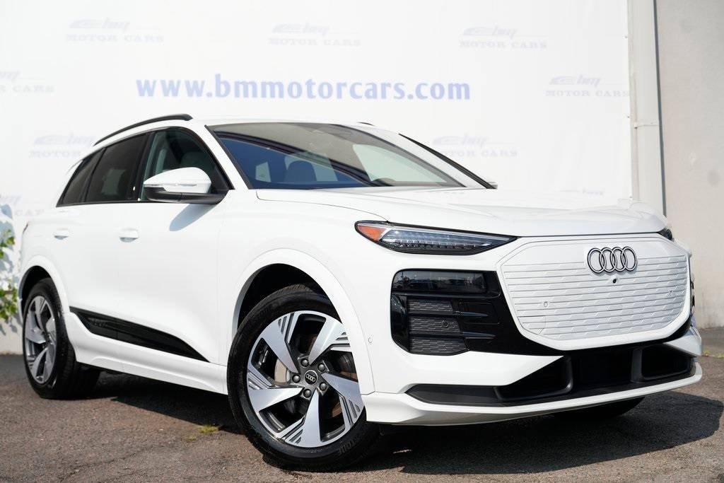 2025 Audi Q6 e-tron Premium Plus — SUV — 1,644 mi — Linden, NJ