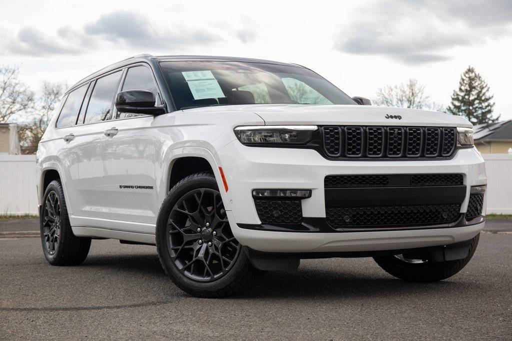 2023 Jeep Grand Cherokee Summit — SUV — 34,476 mi — Linden, NJ