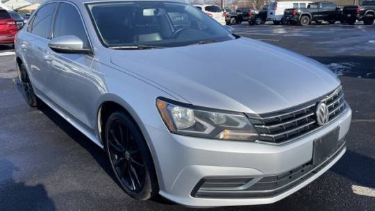 2017 Volkswagen Passat 1.8T SE — Sedan — 141,175 mi — Burlington, NJ
