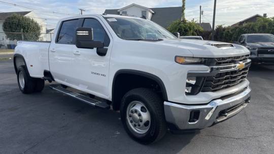 2025 Chevrolet Silverado 3500HD LT — Pickup Truck — 11,104 mi — Burlington, NJ