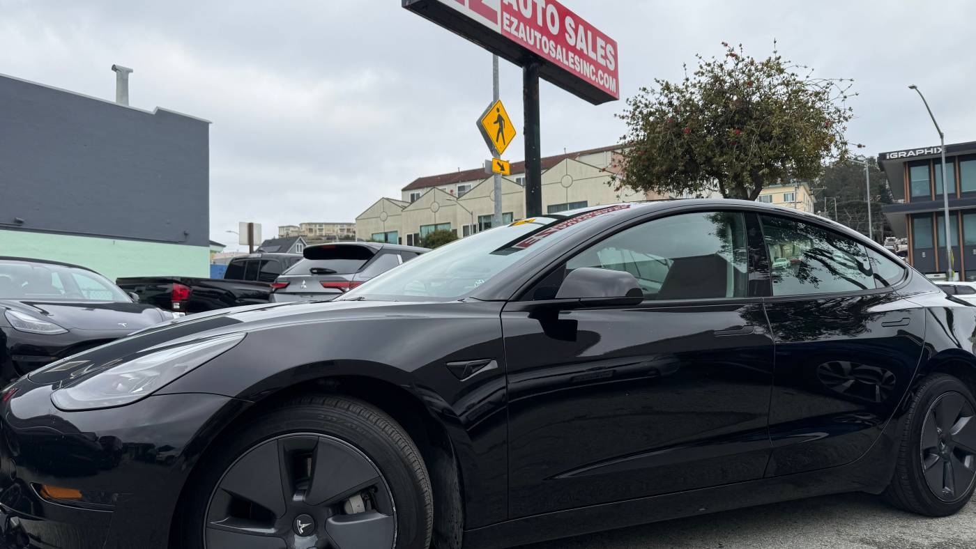 2023 Tesla Model 3 Model 3 — Sedan — 17,914 mi — Daly City, CA