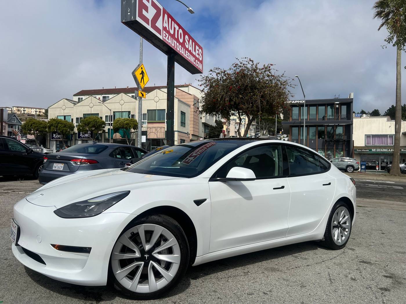 2022 Tesla Model 3 Long Range — Sedan — 28,402 mi — Daly City, CA