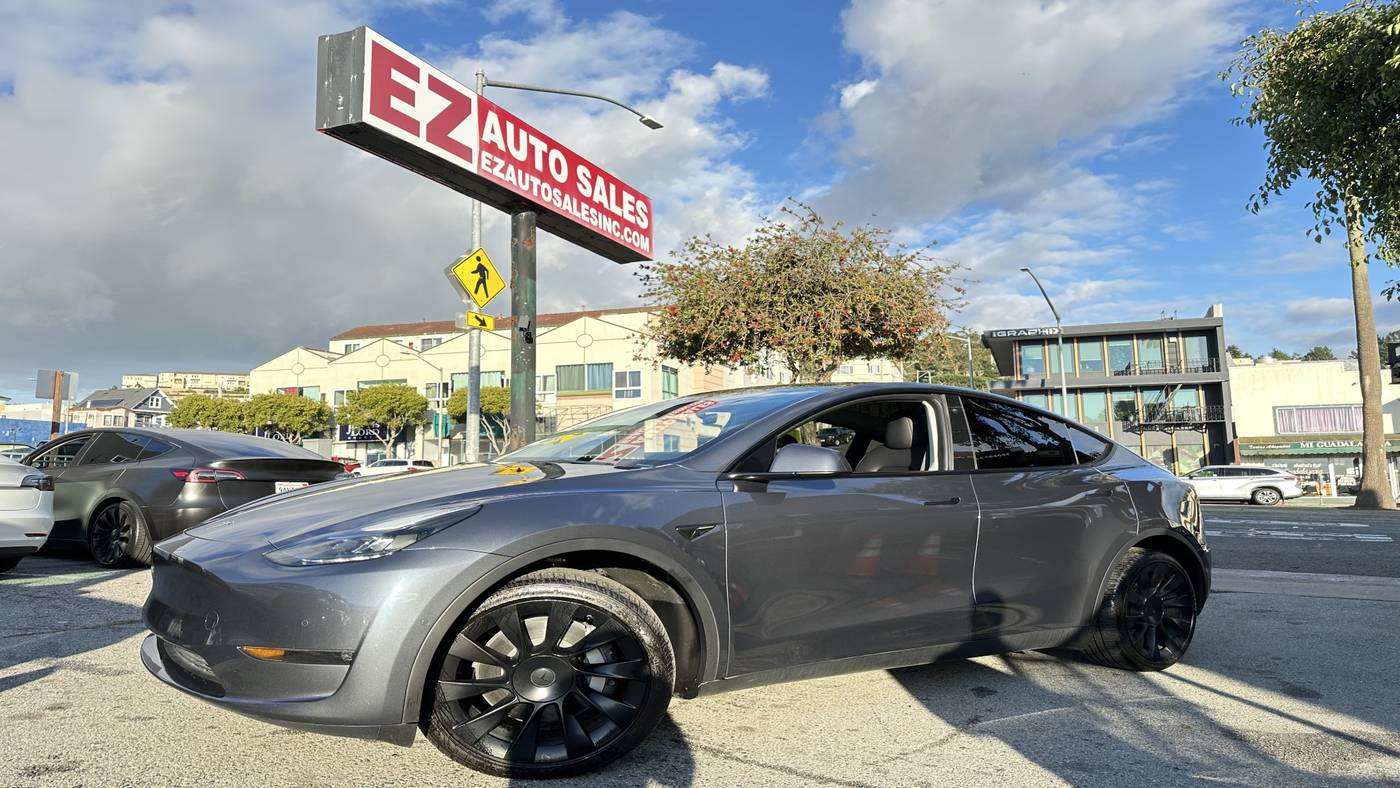 2022 Tesla Model Y Long Range — SUV — 83,999 mi — Daly City, CA