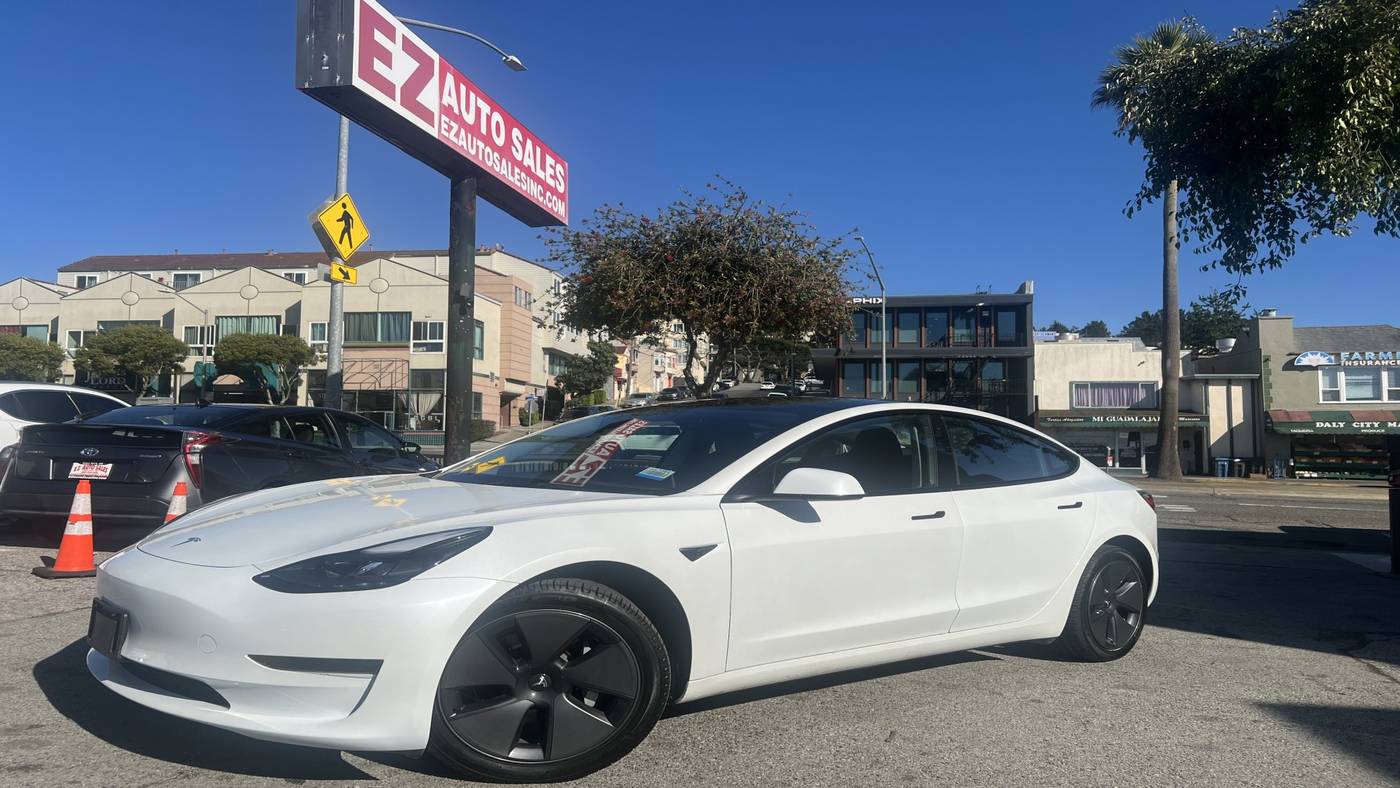2023 Tesla Model 3 Model 3 — Sedan — 28,115 mi — Daly City, CA