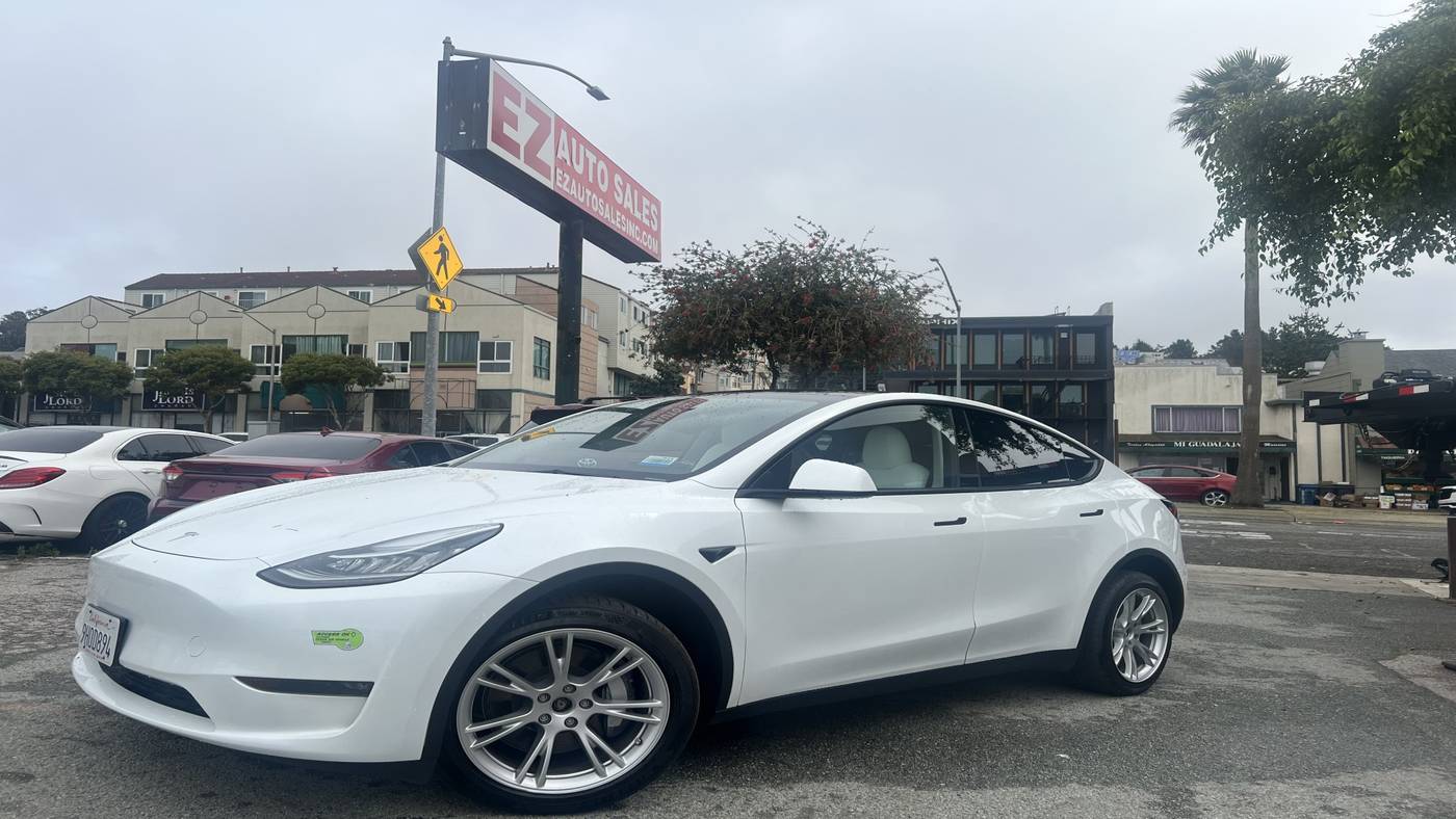 2023 Tesla Model Y Long Range — SUV — 17,763 mi — Daly City, CA