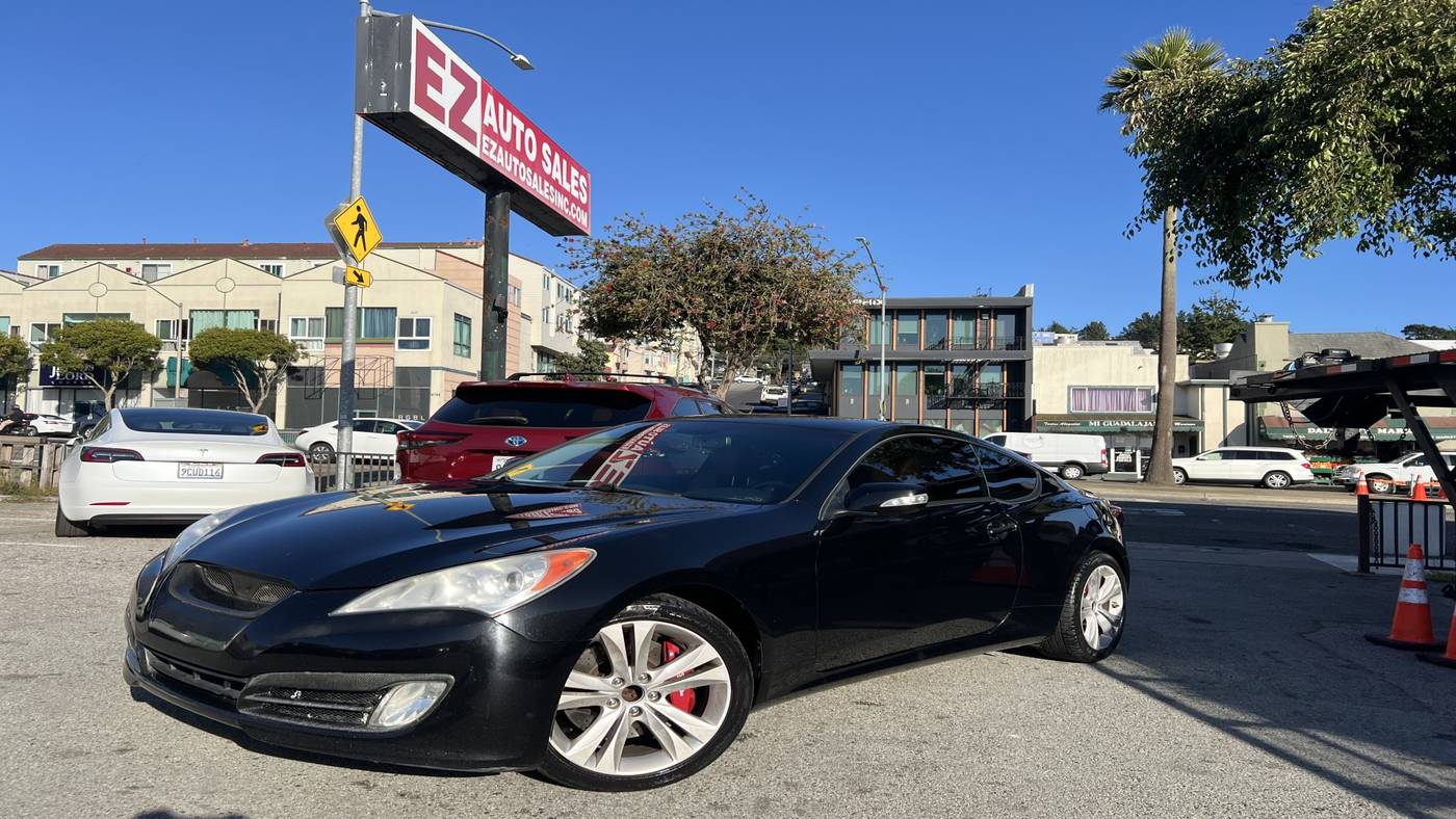 2011 Hyundai Genesis Coupe 3.8 Grand Touring — Coupe — 109,774 mi — Daly City, CA