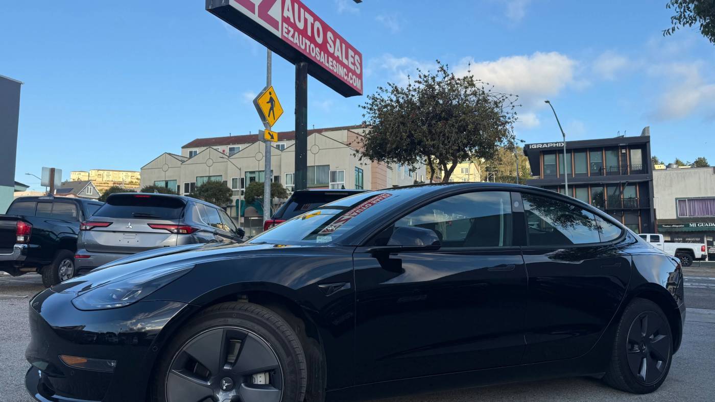 2022 Tesla Model 3 Long Range — Sedan — 27,344 mi — Daly City, CA