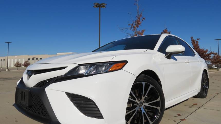 2020 Toyota Camry SE — Sedan — 115,616 mi — Arlington, TX