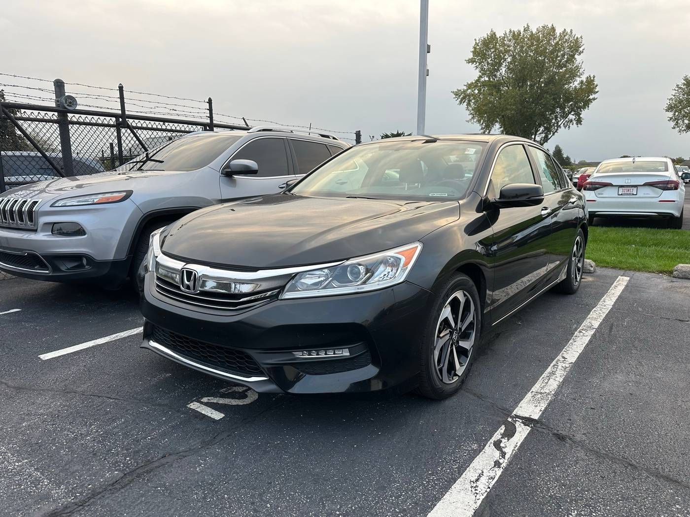 2017 Honda Accord EX-L — Sedan — 76,918 mi — Highland, IN