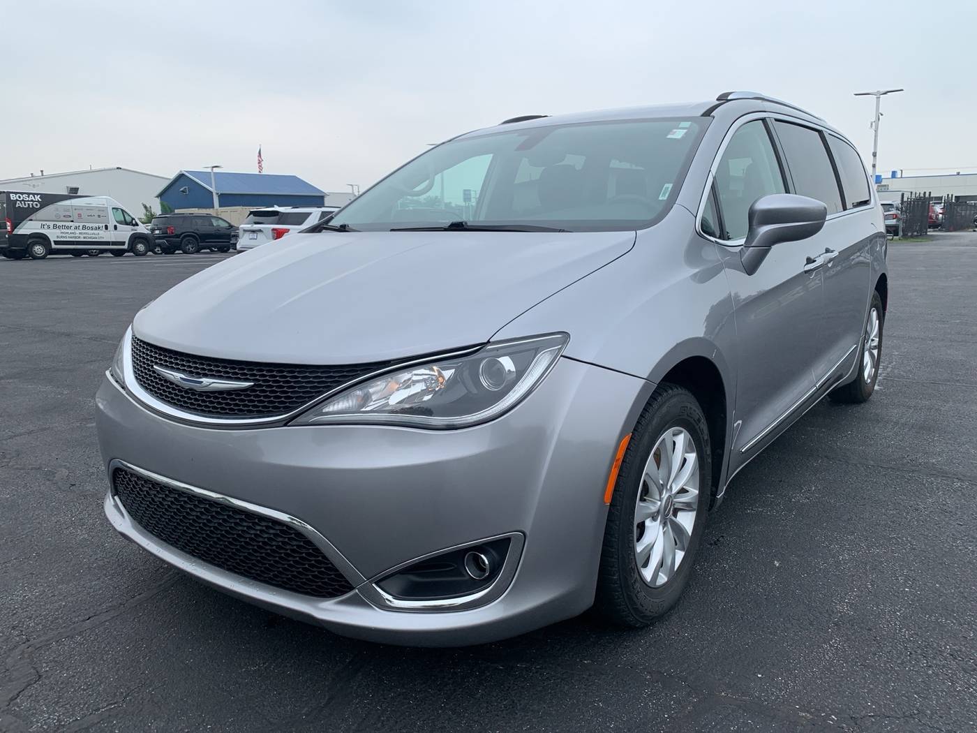 2018 Chrysler Pacifica Touring L — Minivan — 73,481 mi — Highland, IN