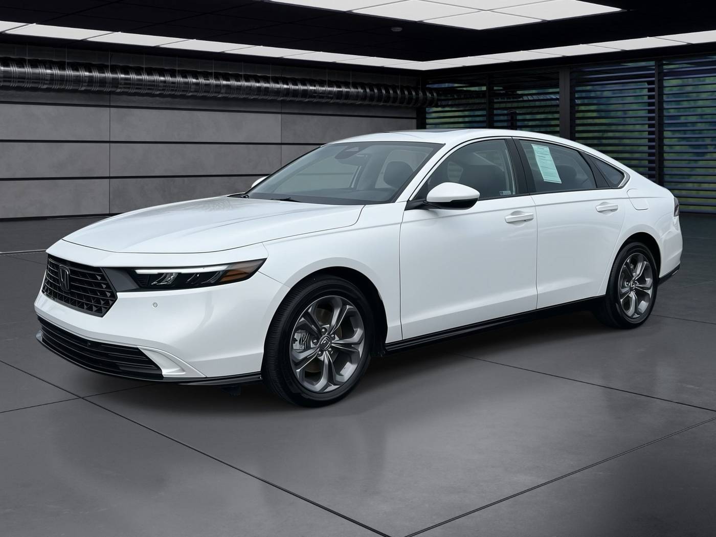 2023 Honda Accord Hybrid EX-L — Sedan — 15,459 mi — Highland, IN