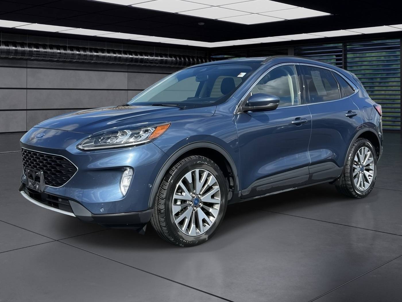2020 Ford Escape Hybrid Titanium — SUV — 76,606 mi — Highland, IN