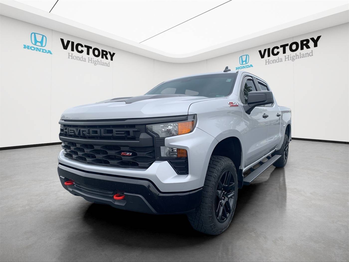 2022 Chevrolet Silverado 1500 Custom Trail Boss — Pickup Truck — 75,523 mi — Highland, IN