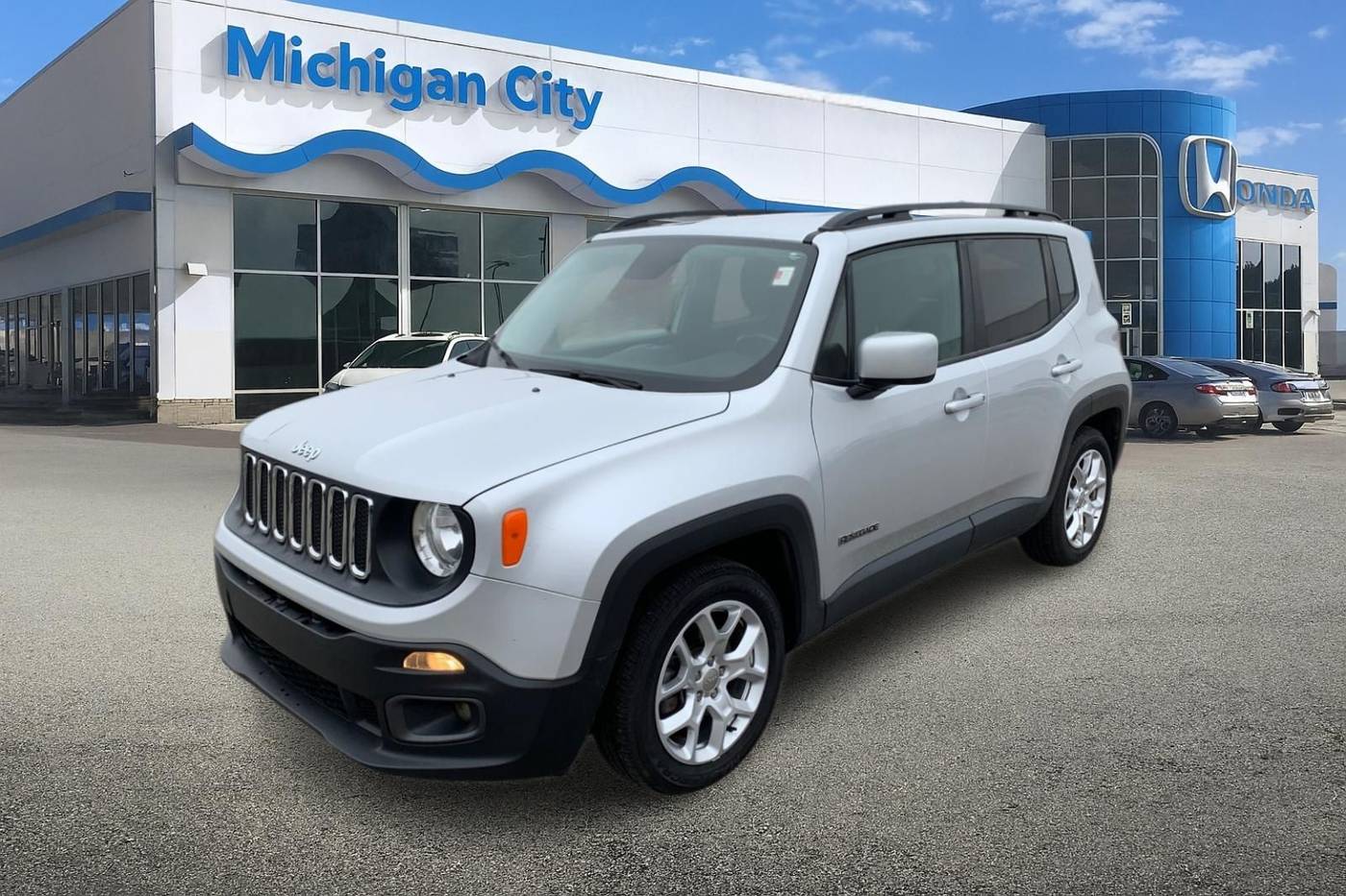 2017 Jeep Renegade Latitude — SUV — 124,704 mi — Michigan City, IN