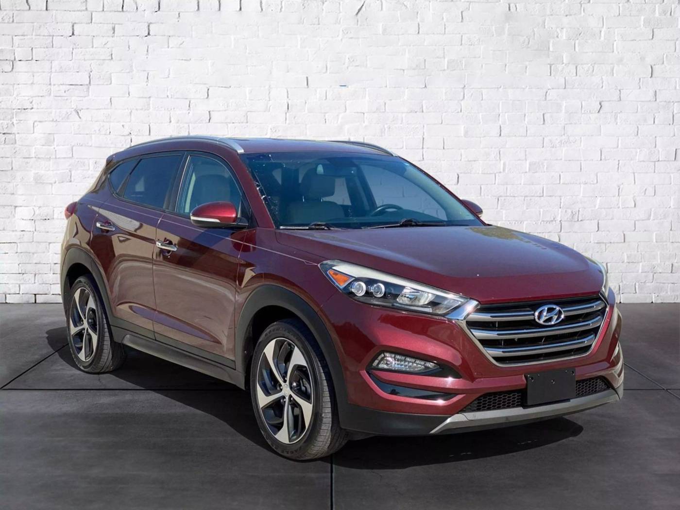 2016 Hyundai Tucson Limited — SUV — 136,345 mi — Cleveland, TN
