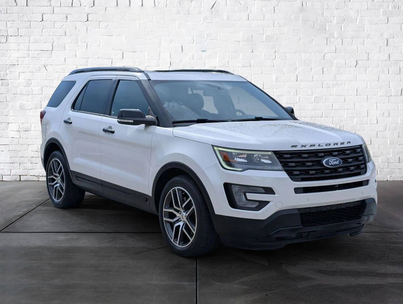 2017 Ford Explorer Sport — SUV — 106,949 mi — Cleveland, TN