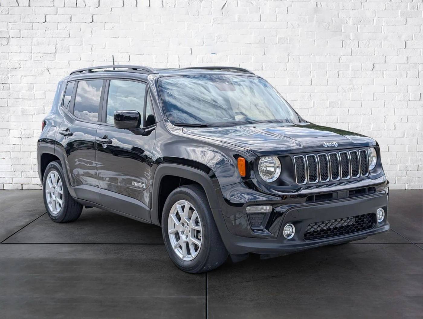 2019 Jeep Renegade Latitude — SUV — 71,289 mi — Cleveland, TN