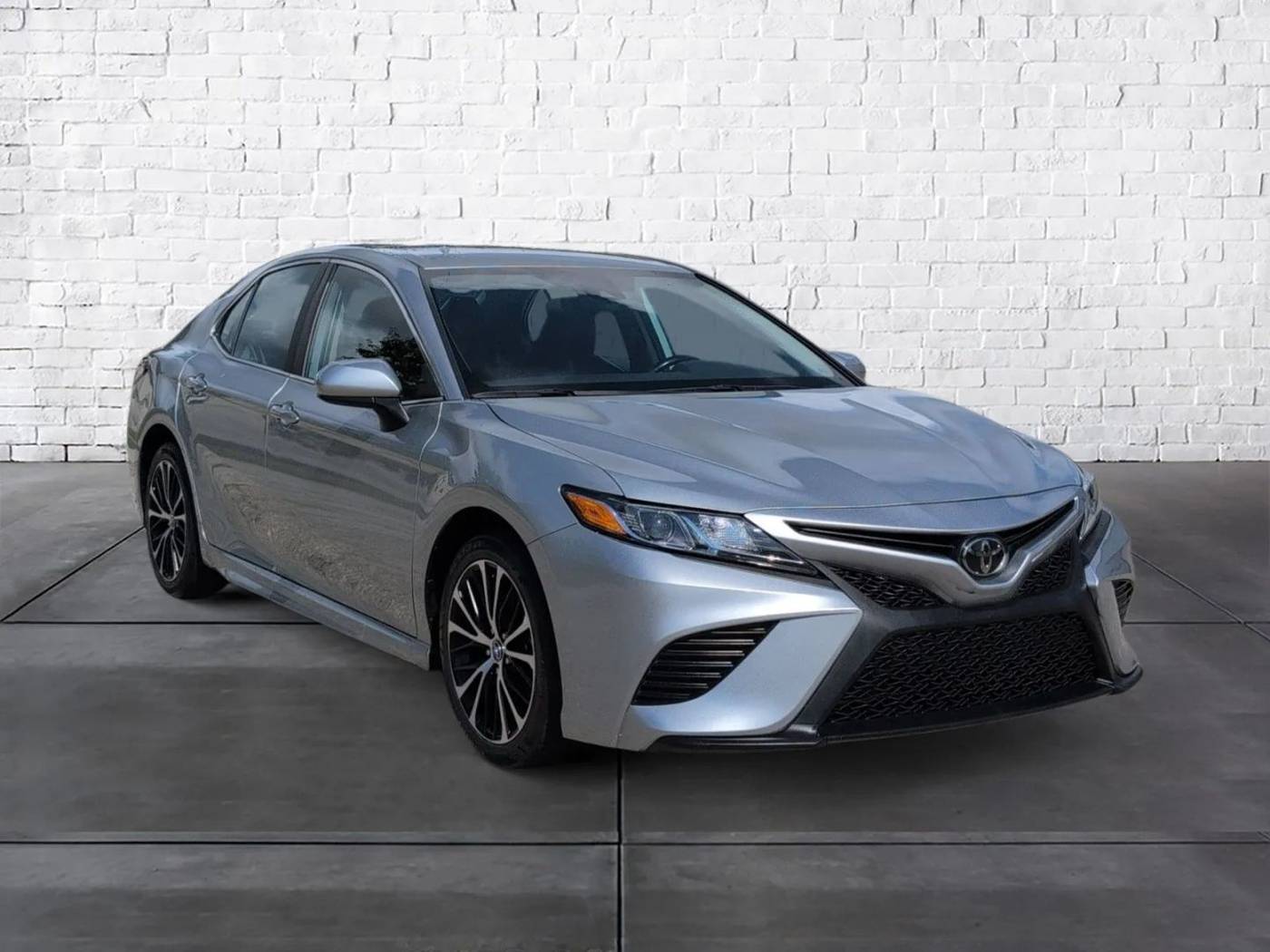2020 Toyota Camry SE — Sedan — 67,952 mi — Cleveland, TN