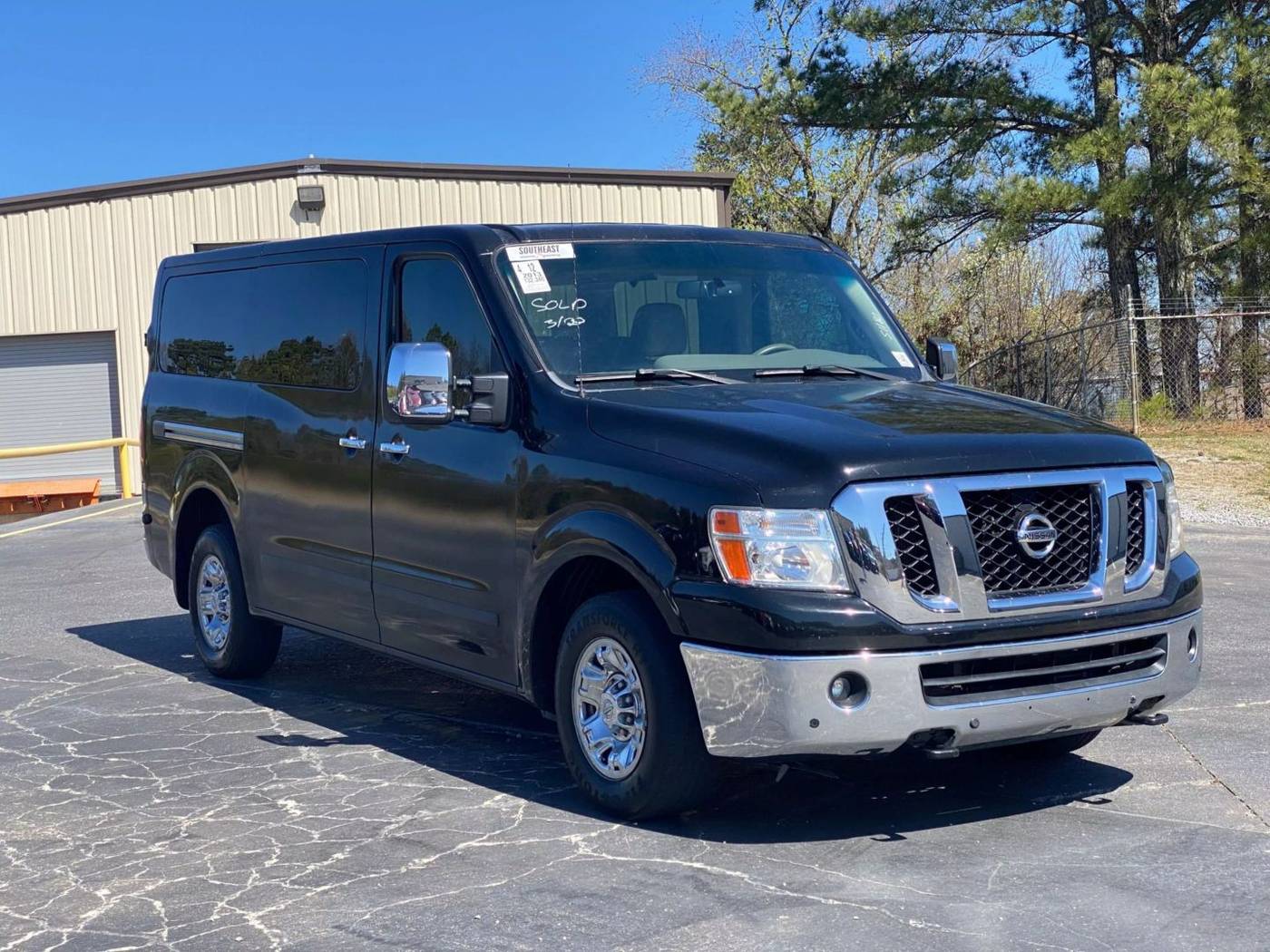 2013 Nissan NV Passenger SL — Passenger Van — 132,350 mi — Cleveland, TN