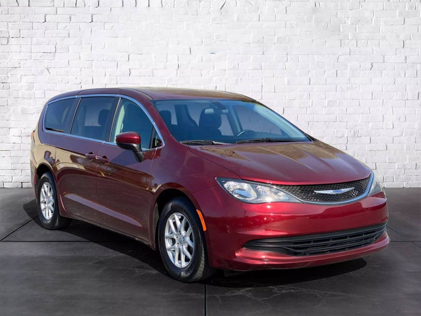 2019 Chrysler Pacifica LX — Minivan — 127,715 mi — Cleveland, TN
