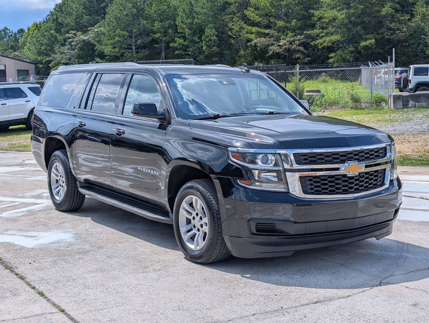2017 Chevrolet Suburban LT — SUV — 144,852 mi — Cleveland, TN