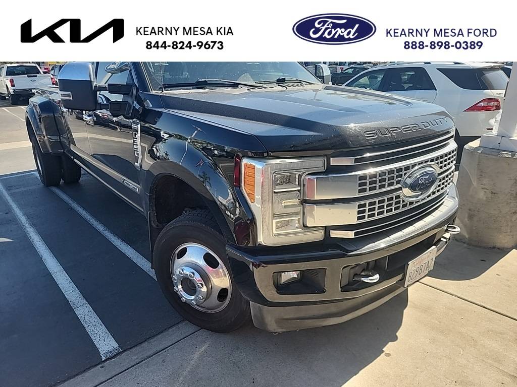 2017 Ford Super Duty F-350 Platinum — Pickup Truck — 105,841 mi — San Diego, CA