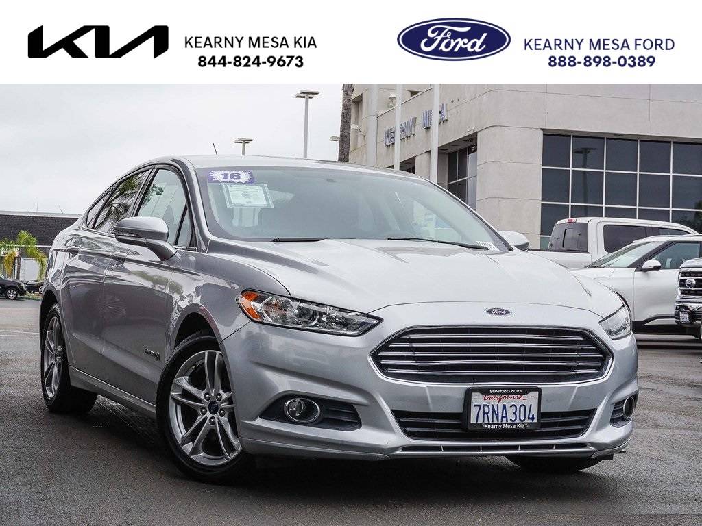 2016 Ford Fusion Hybrid SE — Sedan — 91,014 mi — San Diego, CA
