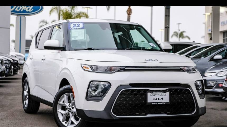 2022 Kia Soul LX — Hatchback — 28,913 mi — San Diego, CA