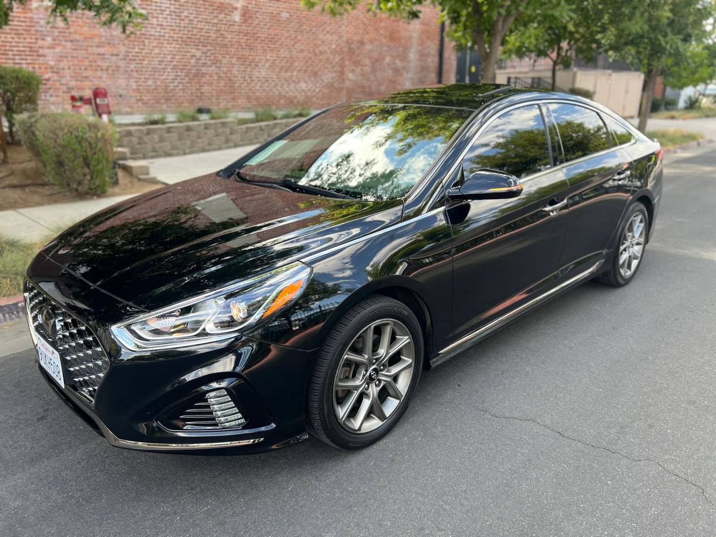 2018 Hyundai Sonata Sport 2.0T — Sedan — 84,750 mi — Fresno, CA