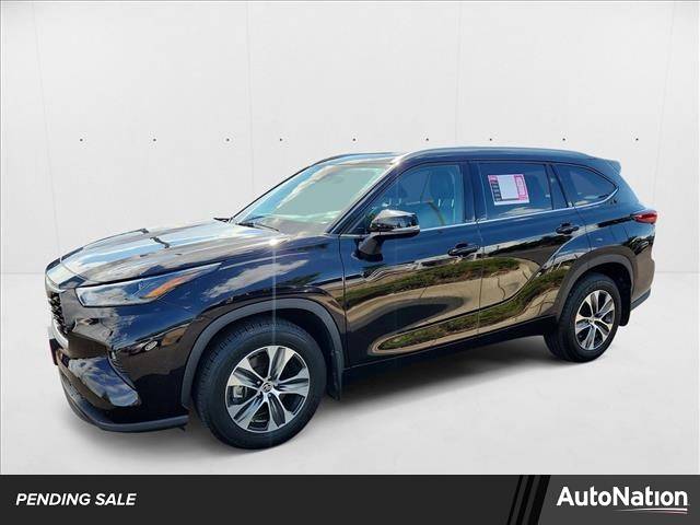 2021 Toyota Highlander XLE — SUV — 65,809 mi — Centennial, CO