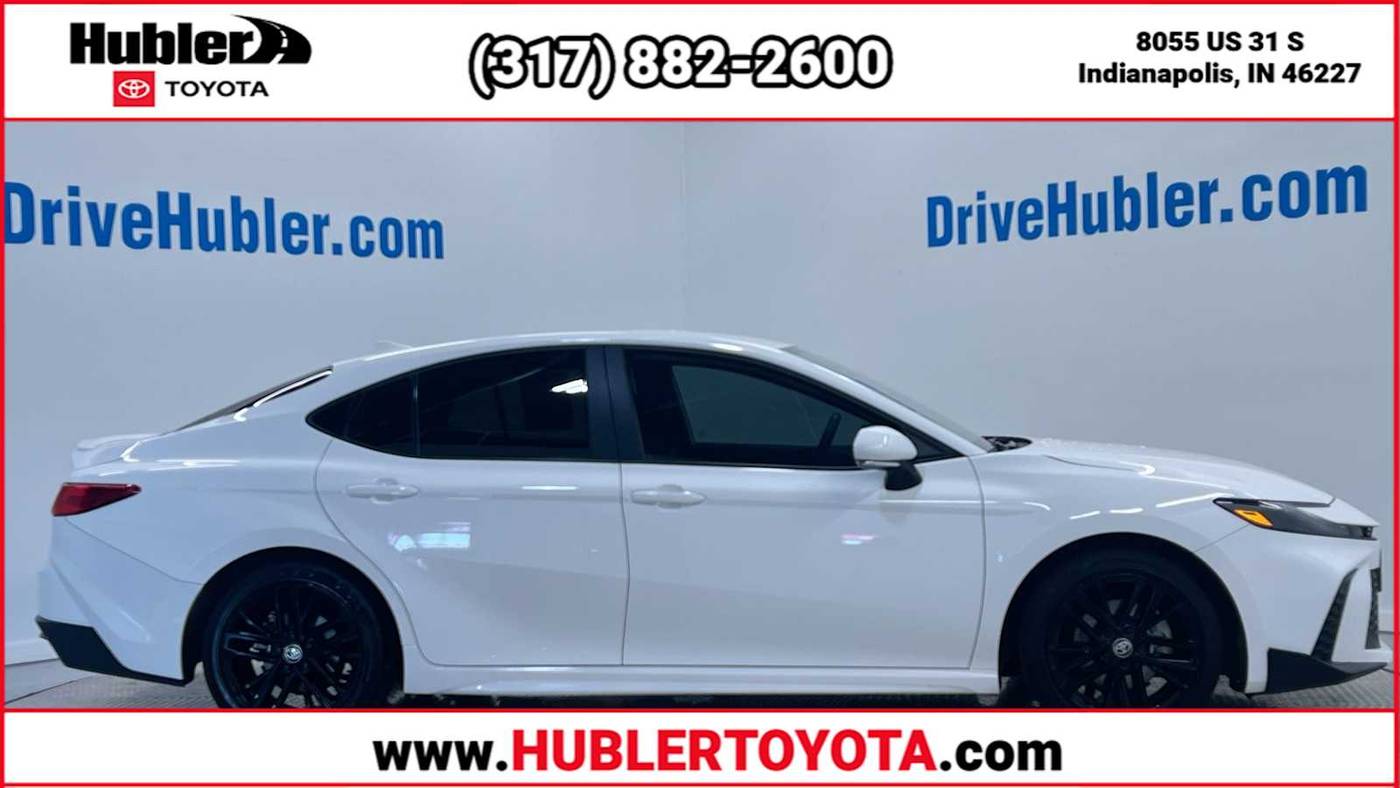 2025 Toyota Camry Hybrid SE — Sedan — 28,100 mi — Indianapolis, IN