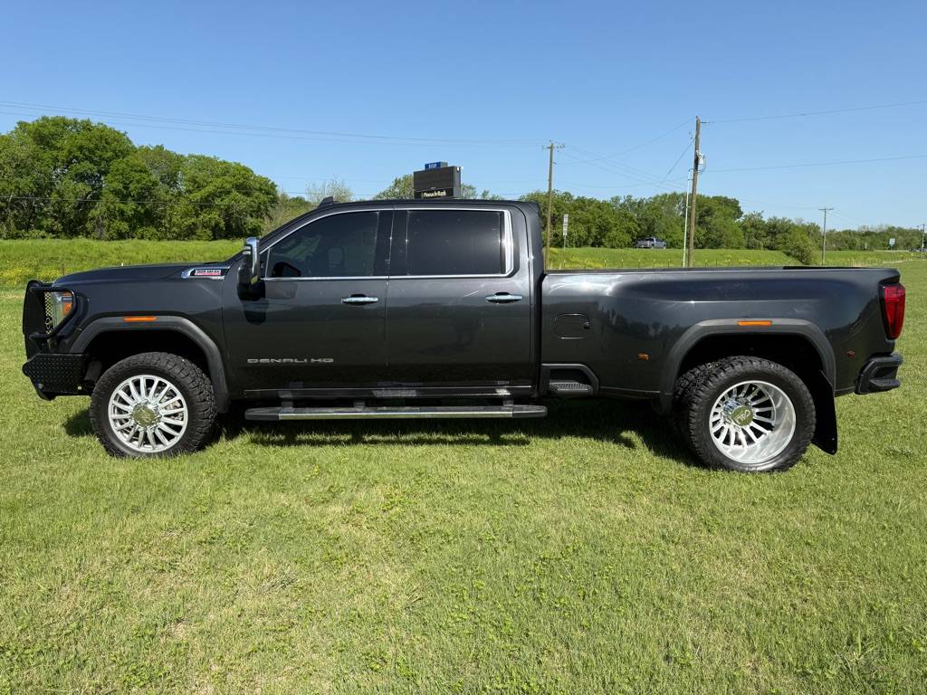2020 GMC Sierra 3500HD Denali — Pickup Truck — 124,051 mi — Cleburne, TX