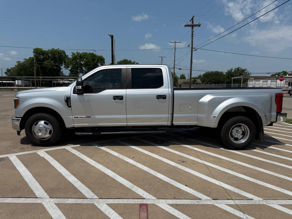 2019 Ford Super Duty F-350 XL — Pickup Truck — 112,135 mi — Cleburne, TX