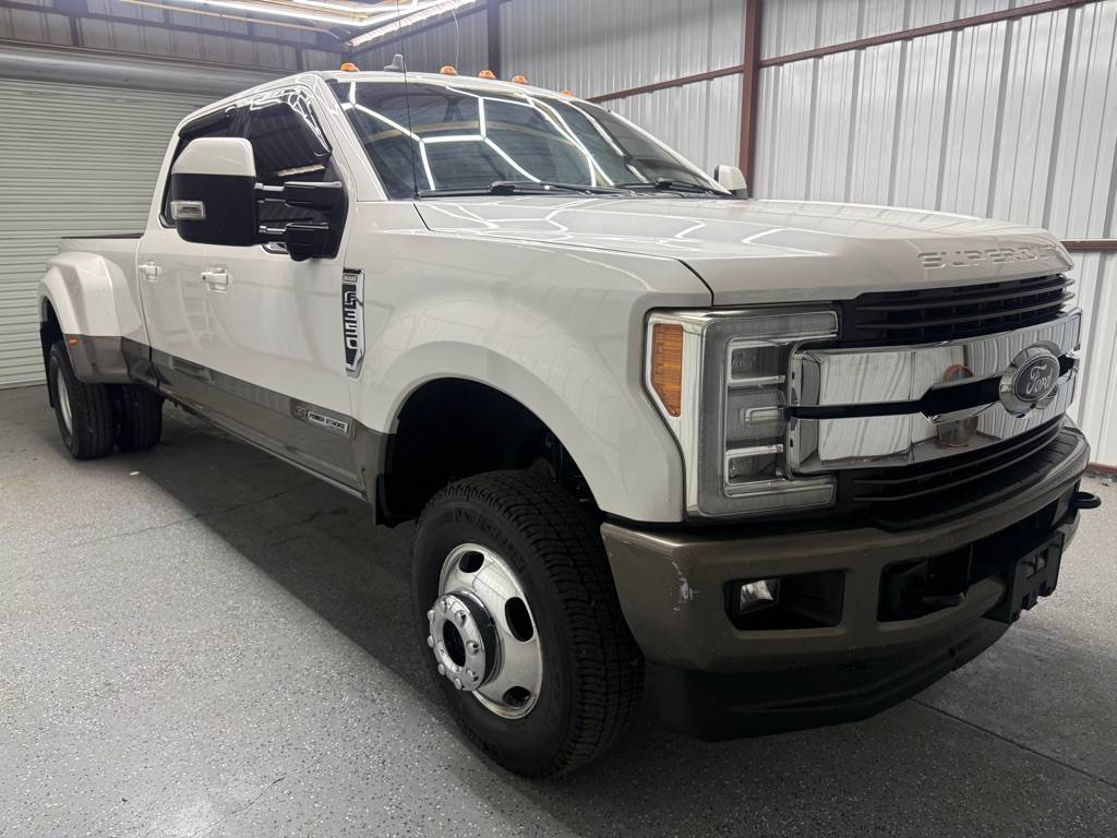 2019 Ford Super Duty F-350 King Ranch — Pickup Truck — 152,556 mi — Cleburne, TX
