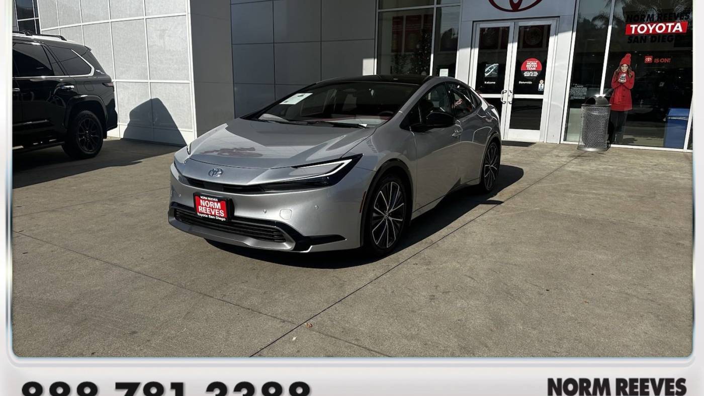 2024 Toyota Prius XLE — Hatchback — 6 mi — San Diego, CA