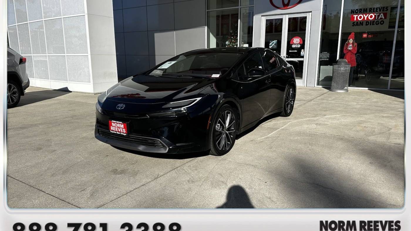 2024 Toyota Prius XLE — Hatchback — 18 mi — San Diego, CA
