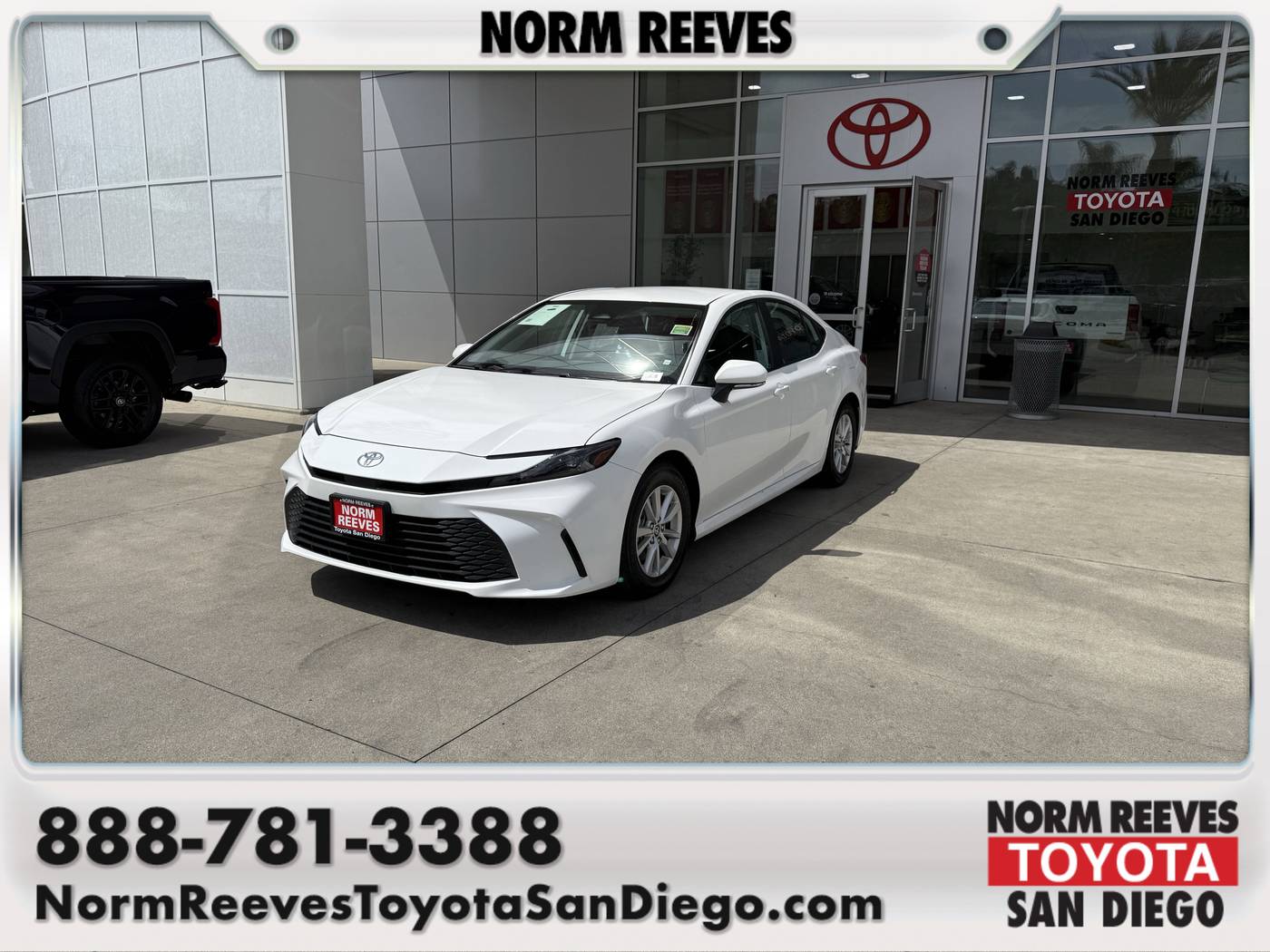 2025 Toyota Camry LE — Sedan — 30,409 mi — San Diego, CA