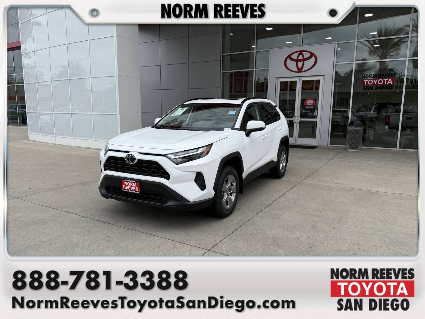 2025 Toyota RAV4 XLE — SUV — 8 mi — San Diego, CA