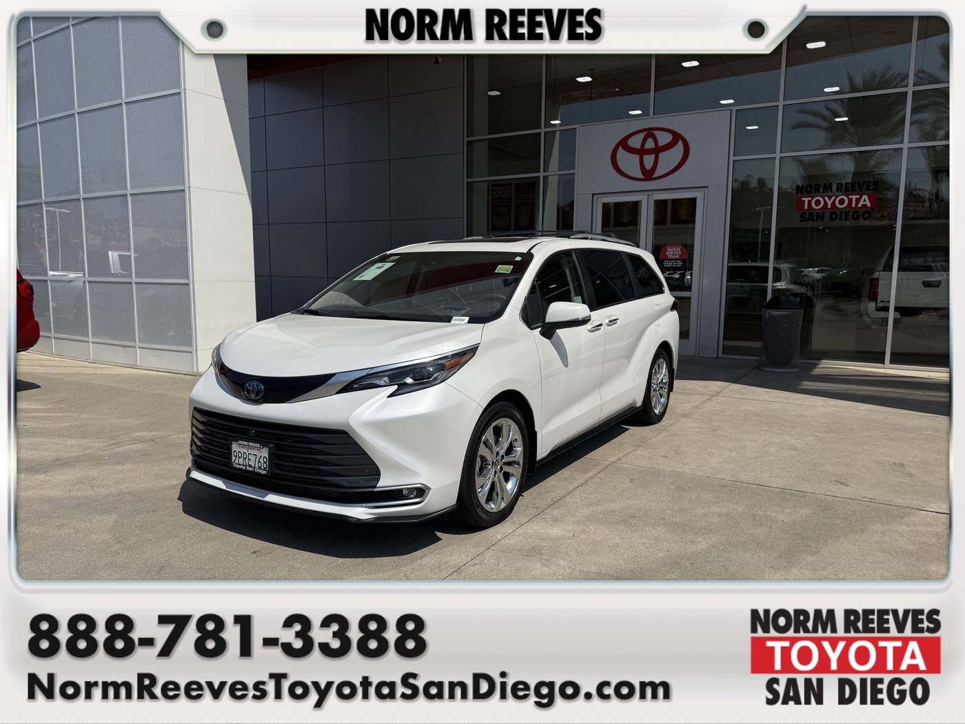 2024 Toyota Sienna Platinum — Minivan — 14,771 mi — San Diego, CA