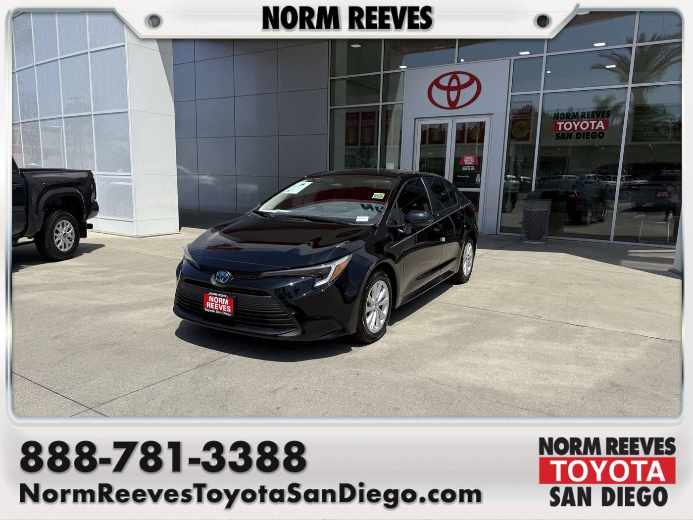 2025 Toyota Corolla Hybrid LE — Sedan — 5 mi — San Diego, CA