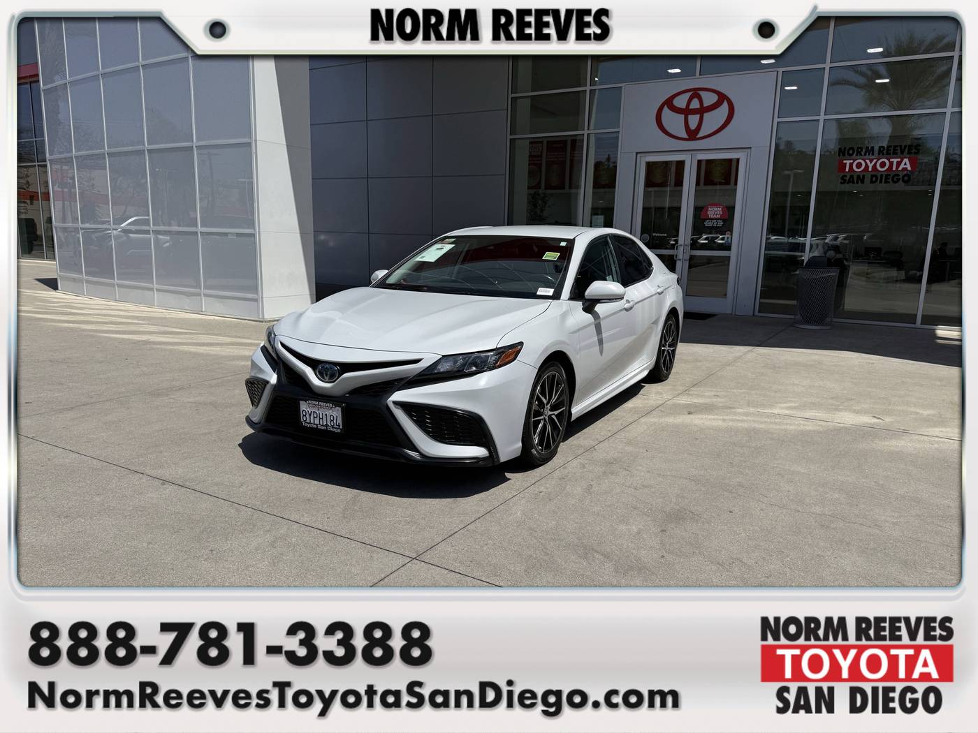 2022 Toyota Camry Hybrid SE — Sedan — 32,878 mi — San Diego, CA