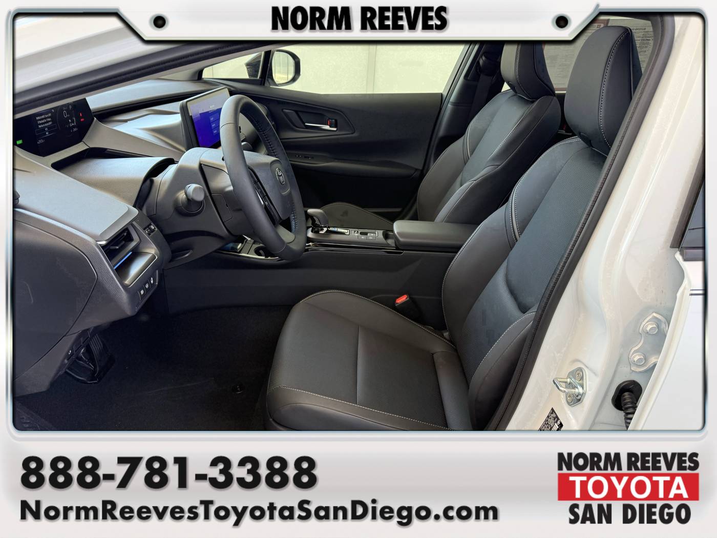 2025 Toyota Prius Limited — Sedan — 6 mi — San Diego, CA