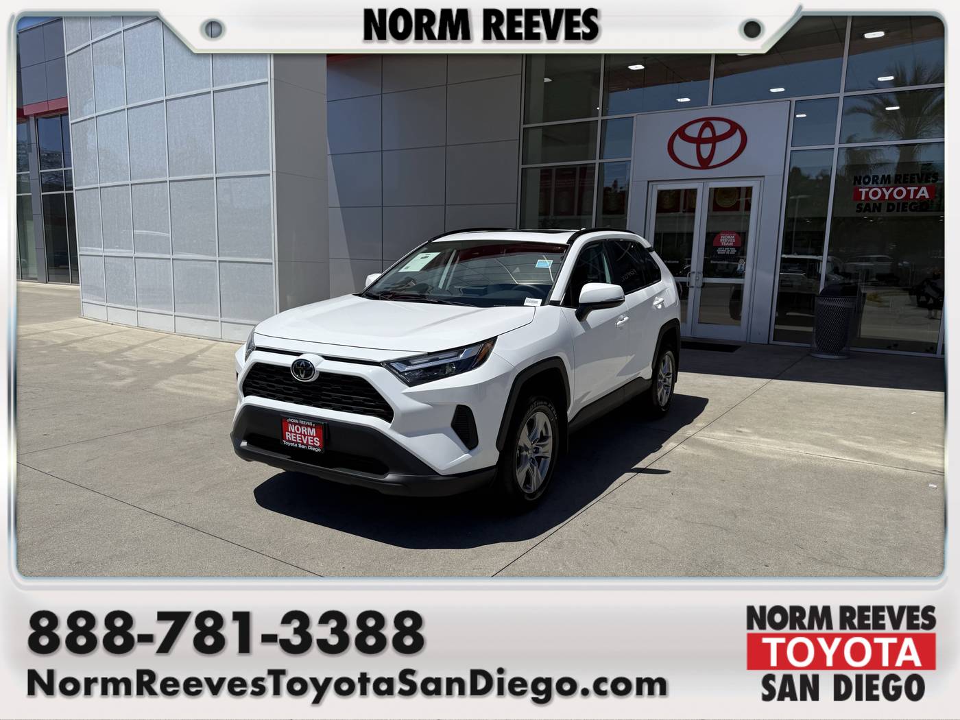 2025 Toyota RAV4 XLE — SUV — 8 mi — San Diego, CA