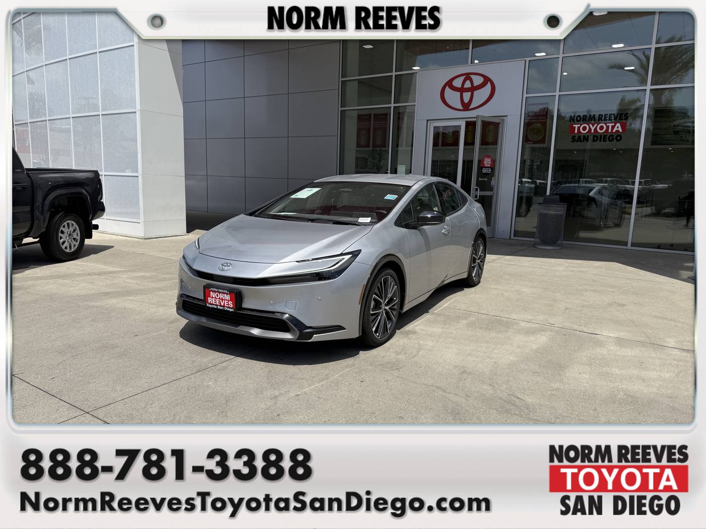 2025 Toyota Prius XLE — Sedan — 12 mi — San Diego, CA