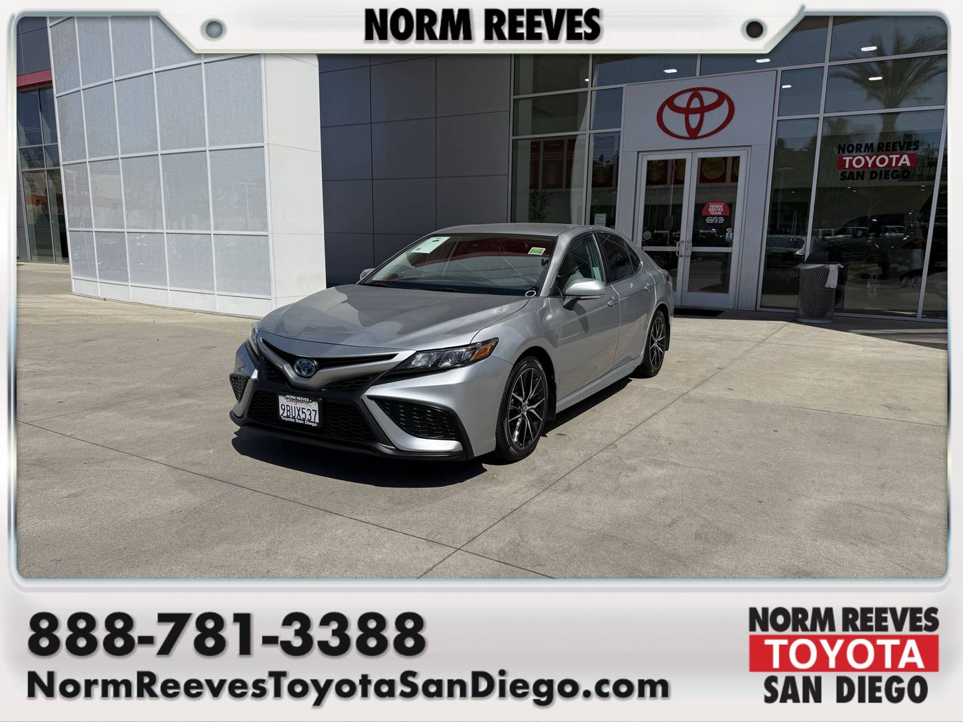 2022 Toyota Camry Hybrid SE — Sedan — 100,138 mi — San Diego, CA