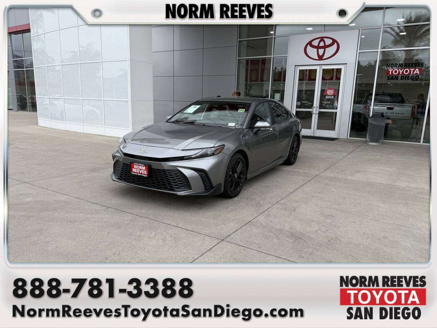 2025 Toyota Camry SE — Sedan — 61 mi — San Diego, CA