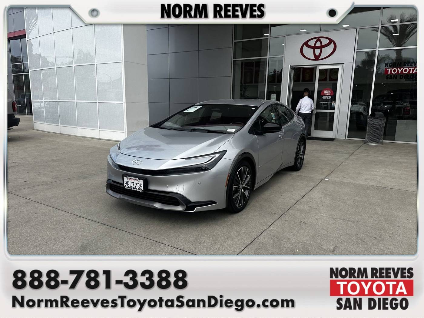 2023 Toyota Prius XLE — Hatchback — 11,825 mi — San Diego, CA