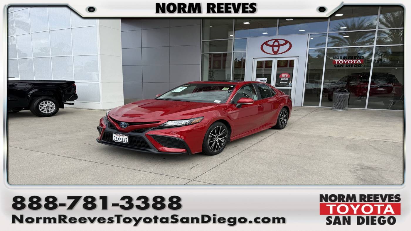 2024 Toyota Camry Hybrid SE — Sedan — 30,262 mi — San Diego, CA