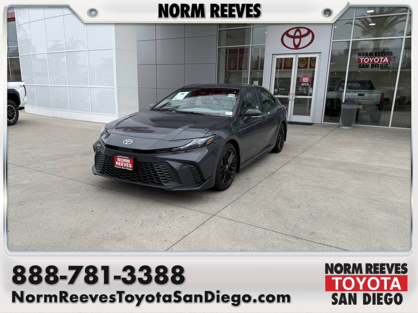 2025 Toyota Camry SE — Sedan — 5 mi — San Diego, CA