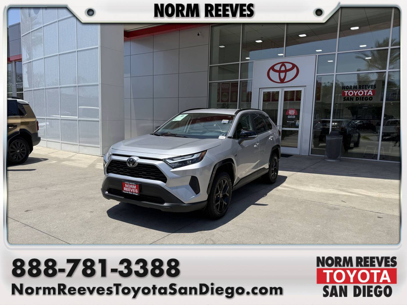 2025 Toyota RAV4 Hybrid XLE — SUV — 11 mi — San Diego, CA